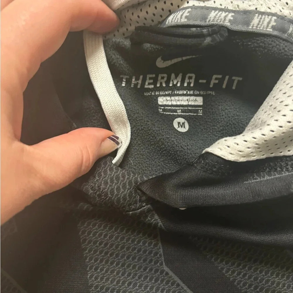 Nike Therma Fit Hoodie Medium Black Gray Logo Geometrical Sweatshirt Athletic - Picture 5 of 6